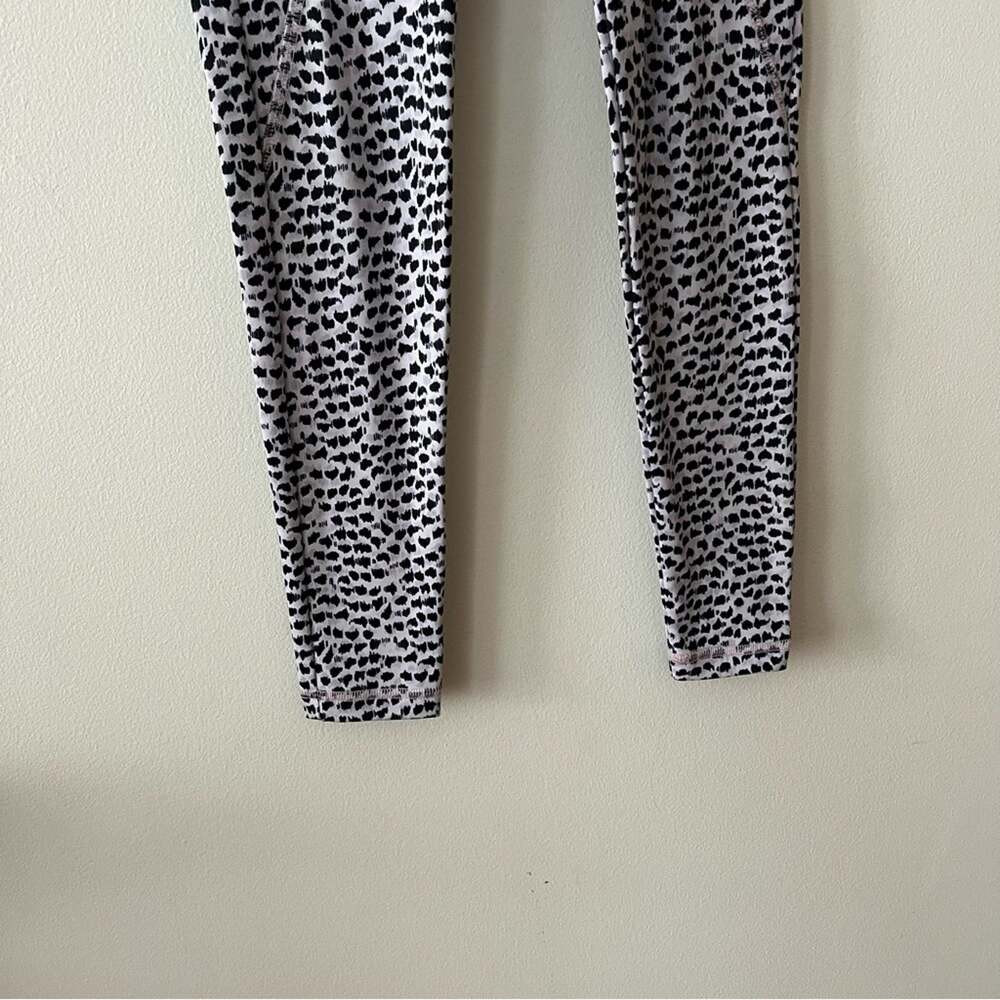 Strut This High Rise Printed Leggings - Picture 3 of 7